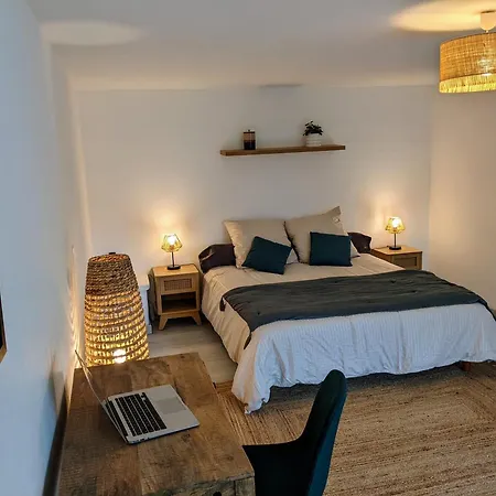 La Bigourdane Grand Confortable & Holiday home Campan
