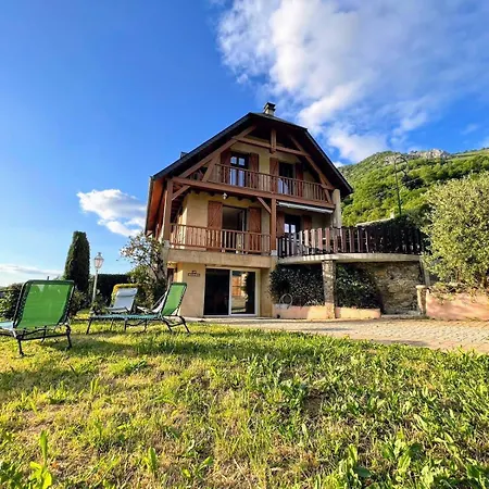 La Bigourdane Grand Confortable &