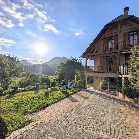 La Bigourdane Grand Confortable & Holiday home *